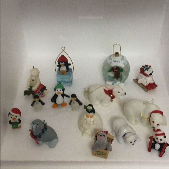 Vintage hard to come by 15 pieces, some Hallmark some littlest ornaments ￼ - Picture 1 of 9